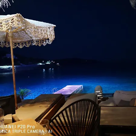 Thor Freyjas Of Poseidonia Syros House * Posidhonía