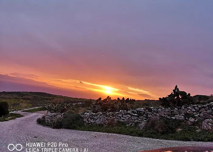 Thor Freyjas Of Poseidonia Syros House Casa de Férias *